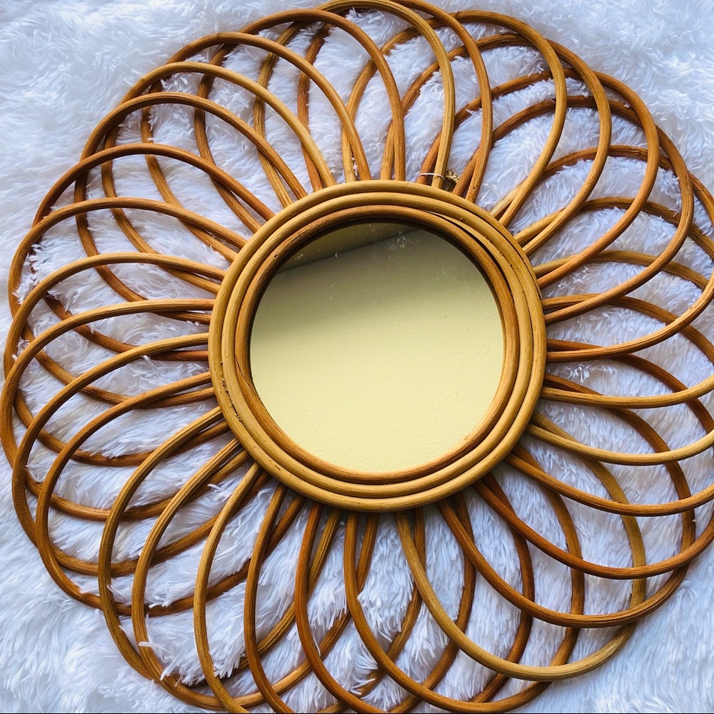 Large Round Rattan Mirror 22.5” - Picture 3 of 12